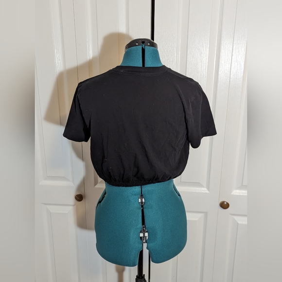 Wilfred black crop top. - Picture 2 of 3